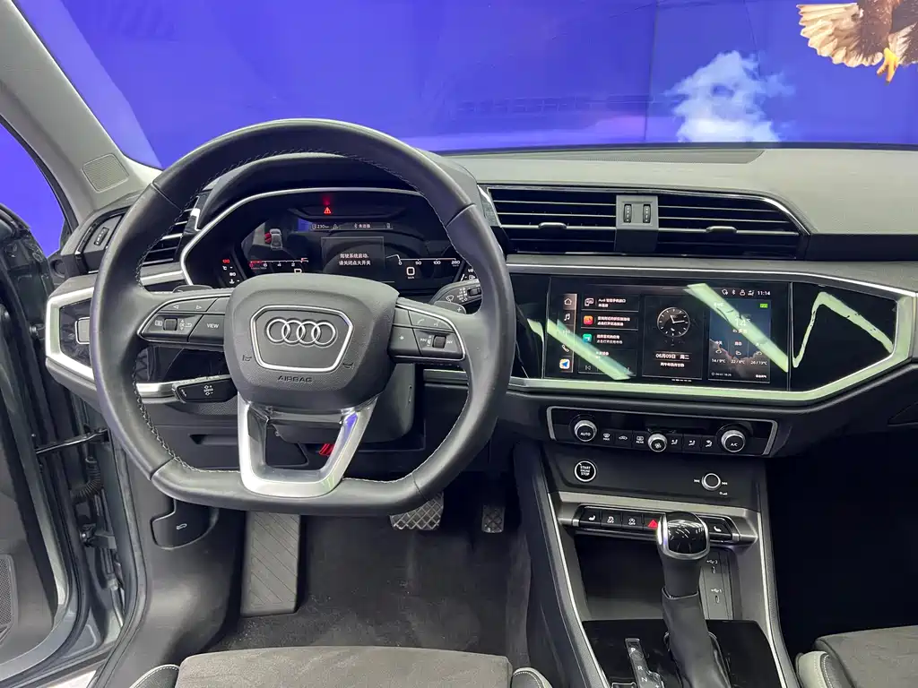 Audi Q3 2022 — фото 14