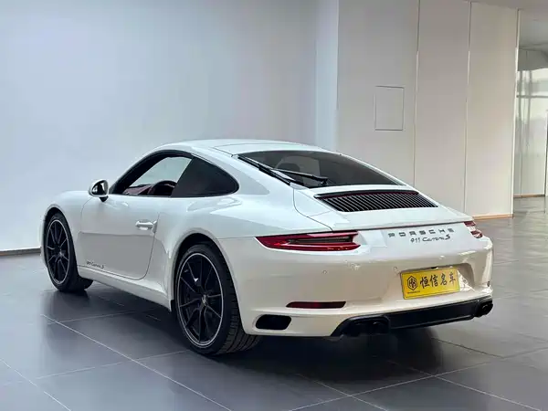 Porsche 911 2016