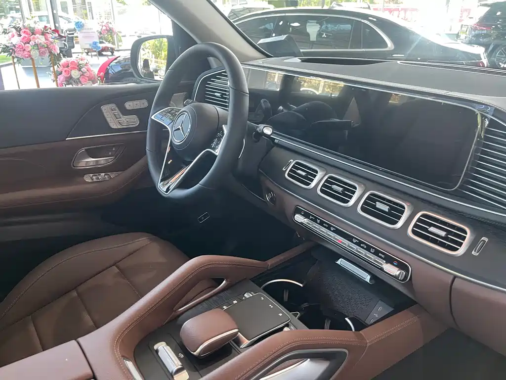 Mercedes-Benz GLE — фото 5