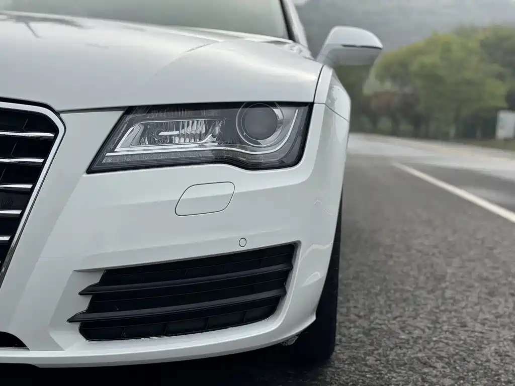 Audi A7 2015 — фото 8