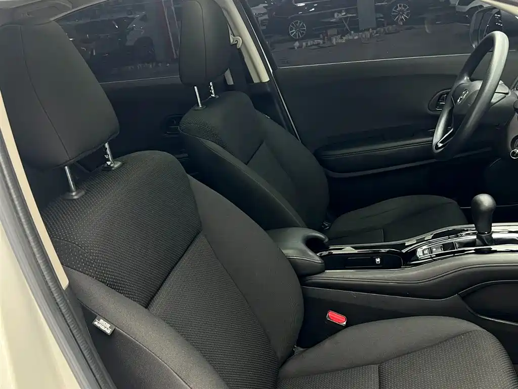 Honda Vezel 2021 — фото 16
