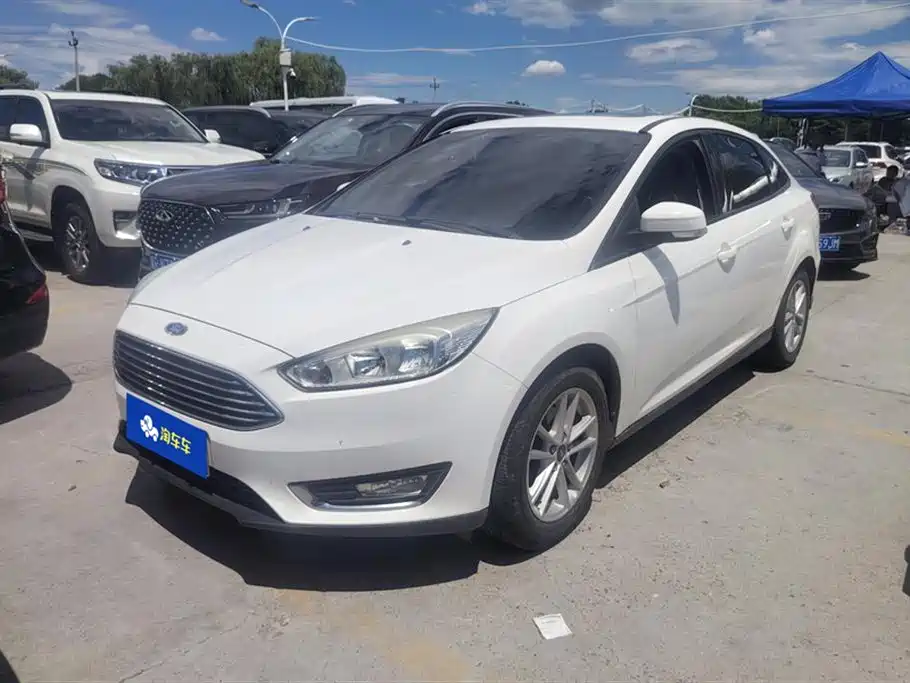 Ford Focus 2016 — фото 1
