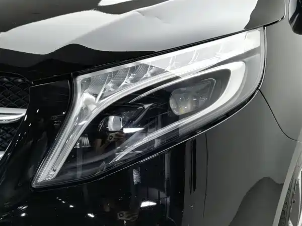 Mercedes-Benz V-Class 2021