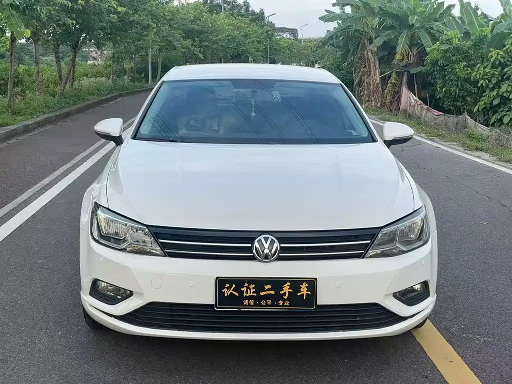 Volkswagen Lamando 2015