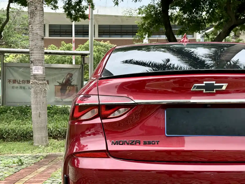 Chevrolet Monza 2020 — фото 16