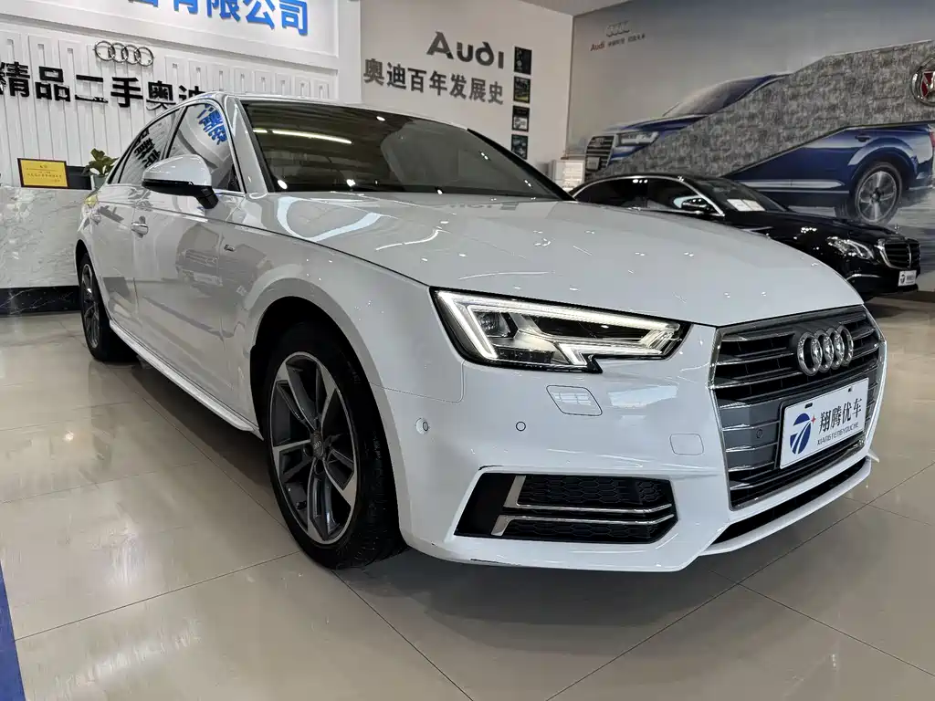 Audi A4L 2019 — фото 3