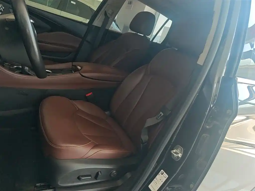 Buick Envision Plus 2019 — фото 15