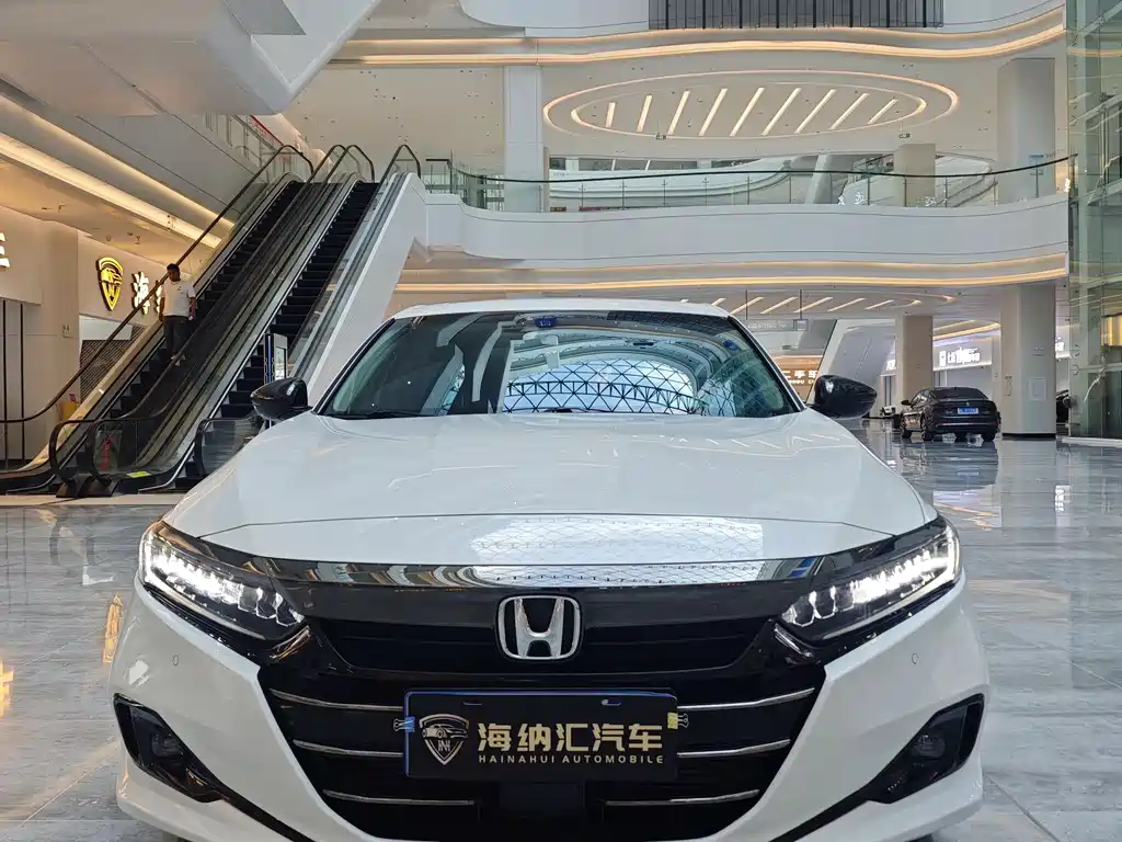 Honda Accord 2022 — фото 4