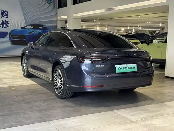 Stelato S9 2025