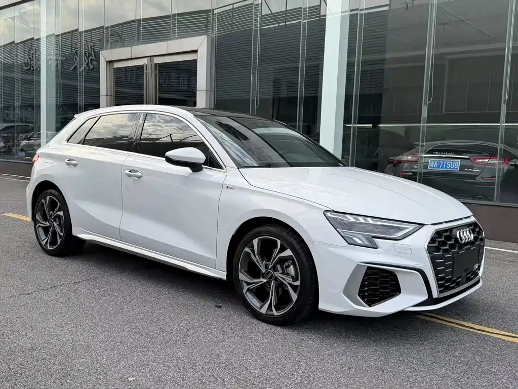 Audi A3 2022 — фото 4