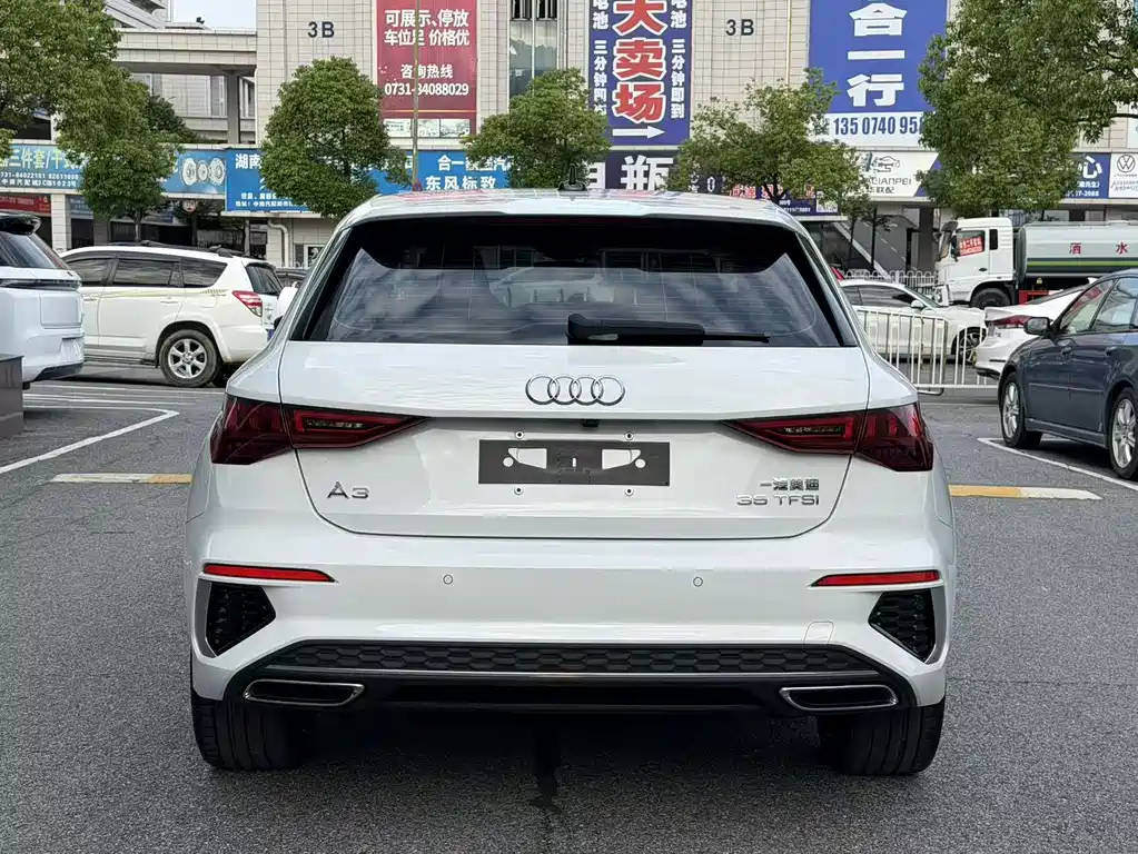 Audi A3 2022 — фото 12