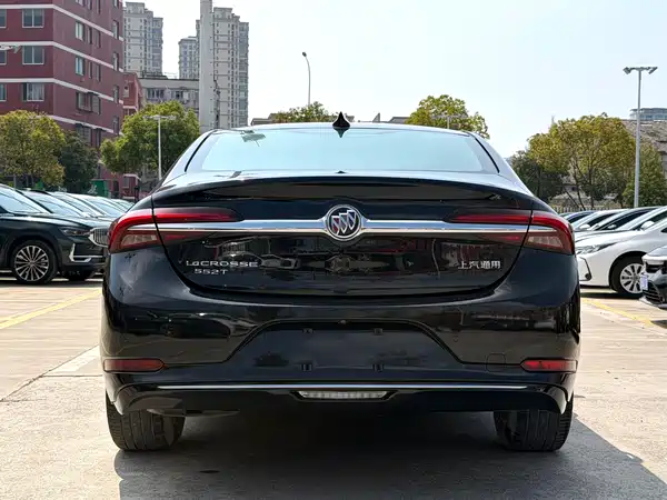Buick LaCrosse 2022