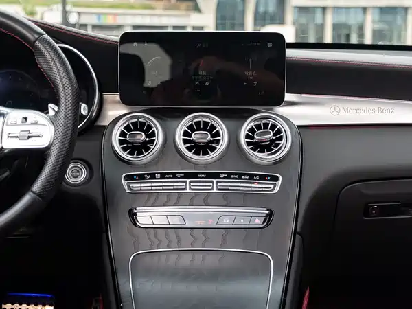 Mercedes-Benz GLC AMG 2023