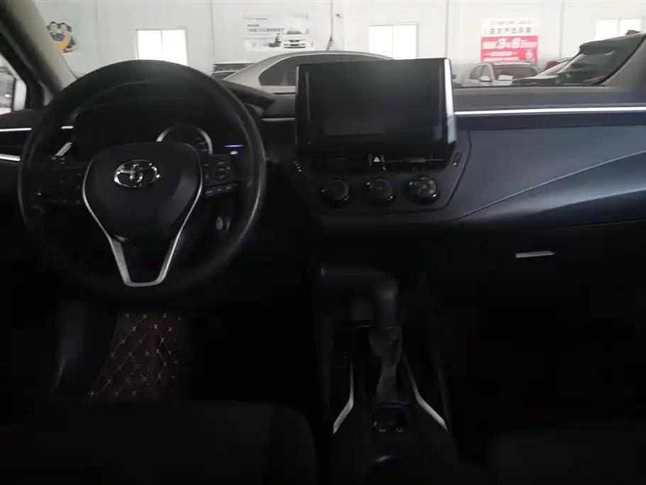 Toyota Corolla 2020 — фото 12