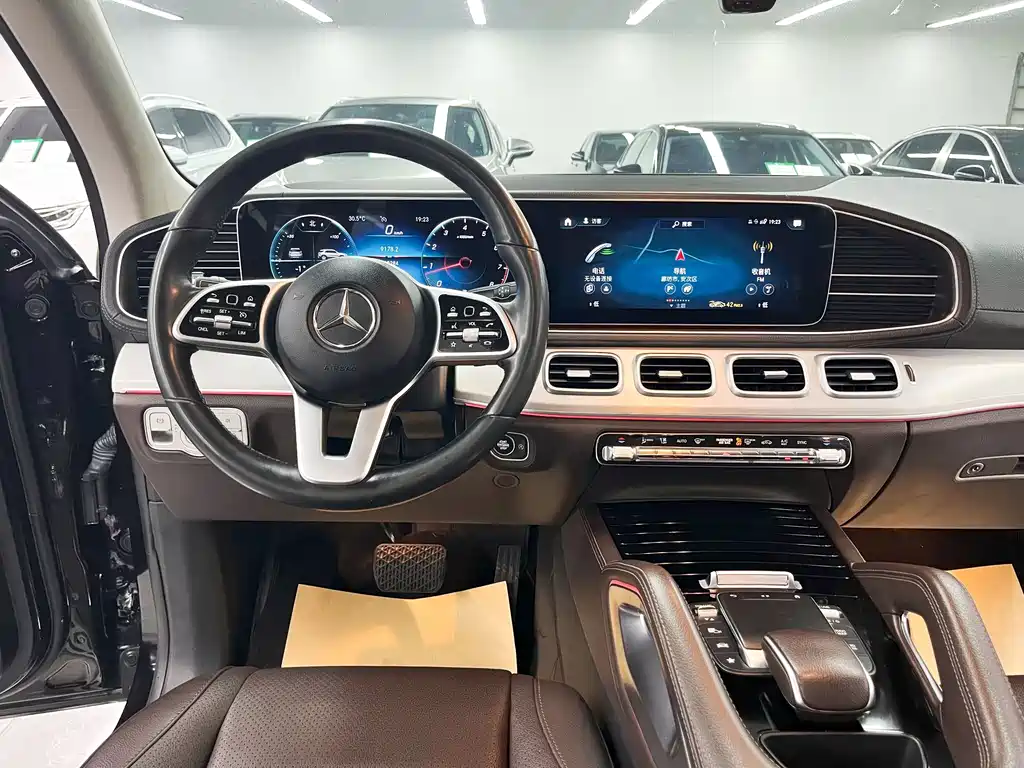 Mercedes-Benz GLE 2021 — фото 10