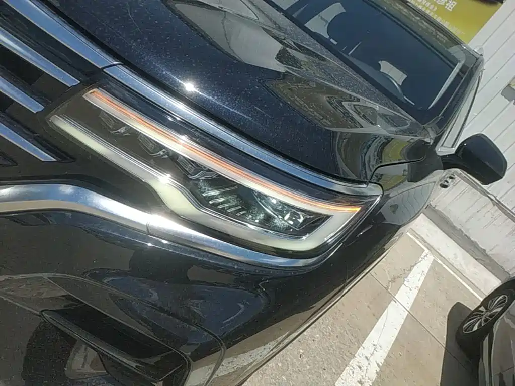 Roewe RX5 eMAX 2021 — фото 24