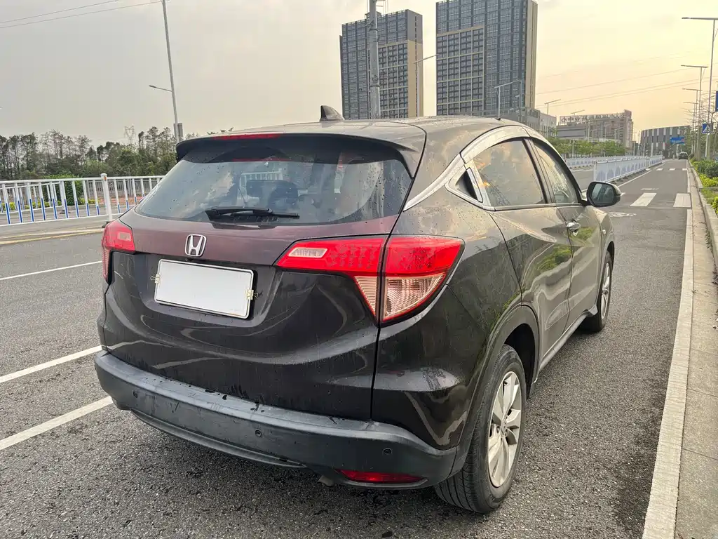 Honda Vezel 2015 — фото 12