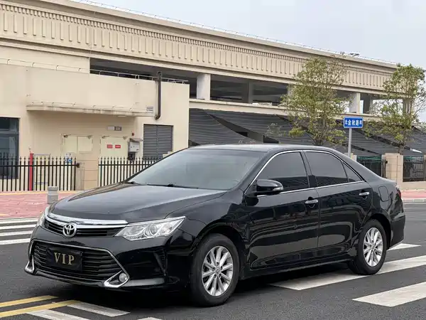 Toyota Camry 2017