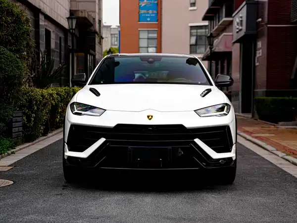 Lamborghini Urus 2023