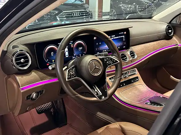 Mercedes-Benz E-Class 2023
