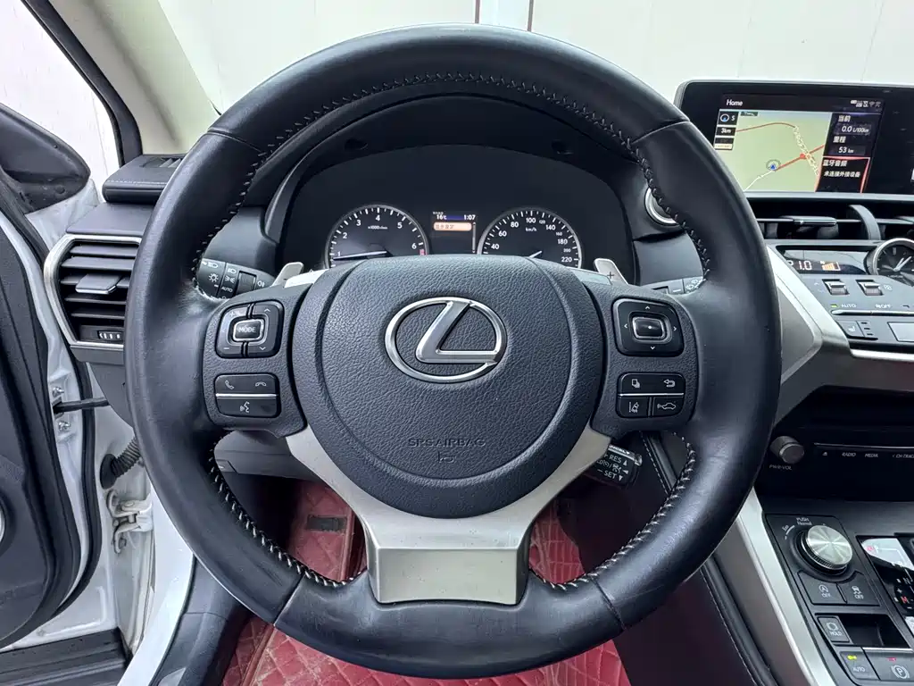 Lexus NX 2021 — фото 14