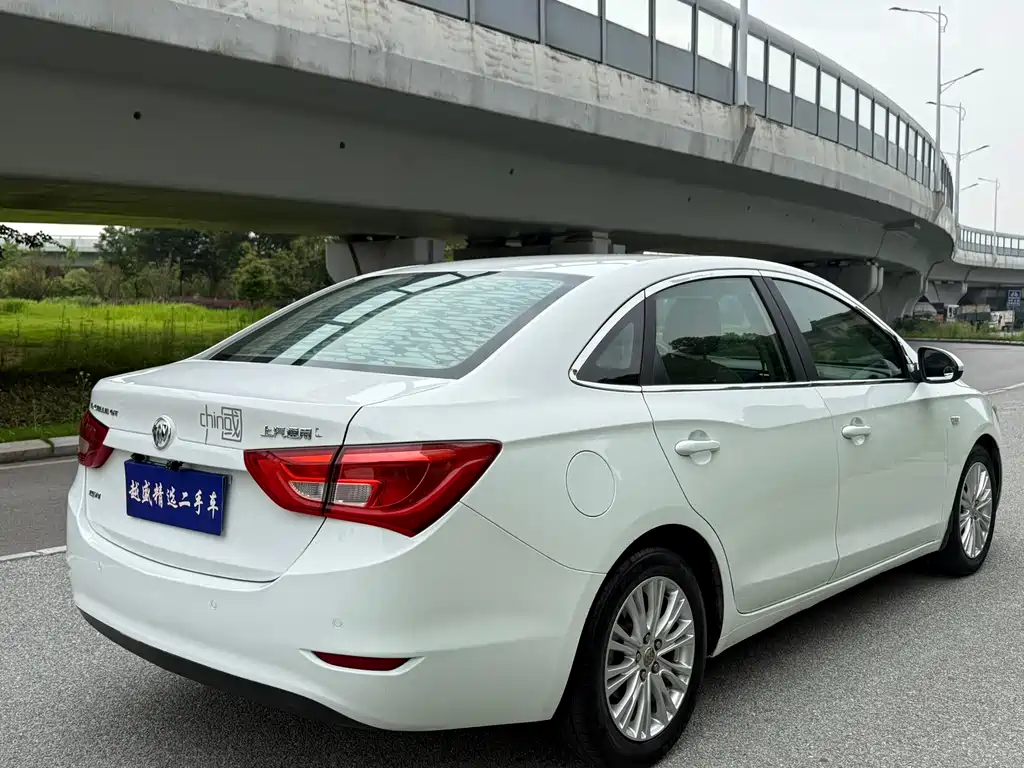 Buick Excelle 2016
