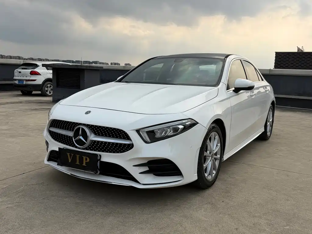 Mercedes-Benz A-Class 2020 — фото 1