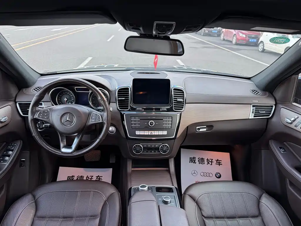 Mercedes-Benz GLE 2018 — фото 16