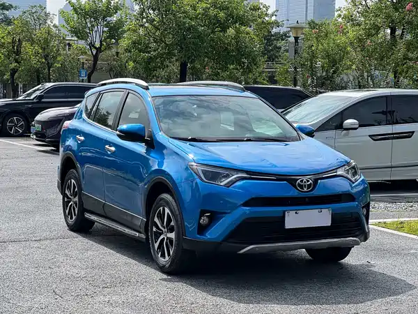 Toyota RAV4 2017