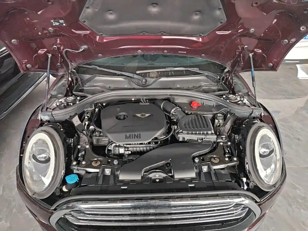 MINI Clubman 2016 — фото 16