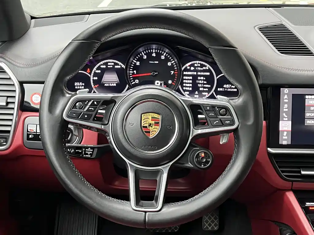 Porsche Cayenne 2021 — фото 15
