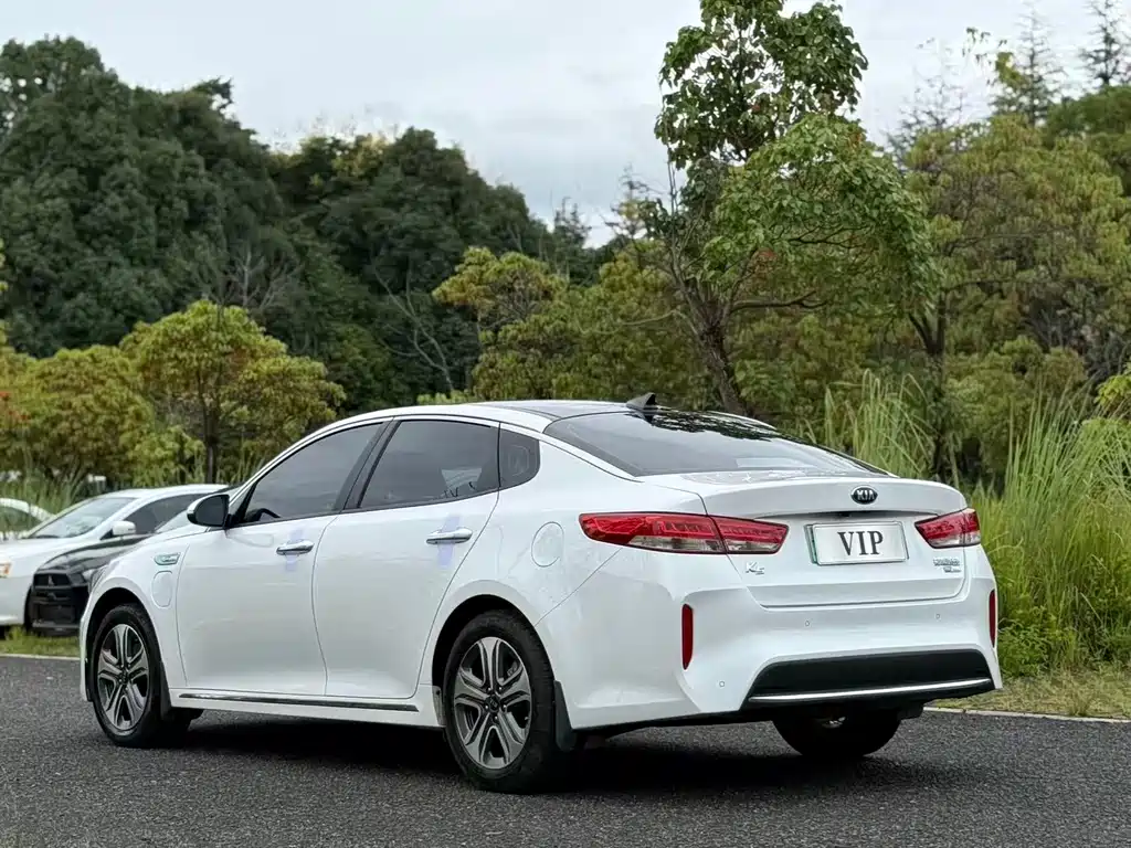 Kia K5 New Energy 2019 — фото 6