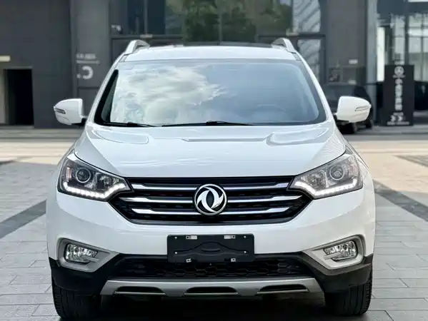 Dongfeng Fengshen AX7 2015