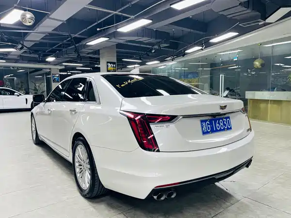 Cadillac CT6 2019