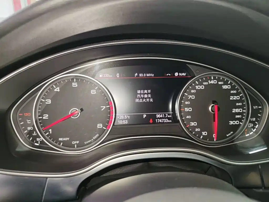 Audi A6L 2018 — фото 12