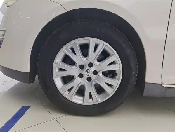 Roewe 550 2012