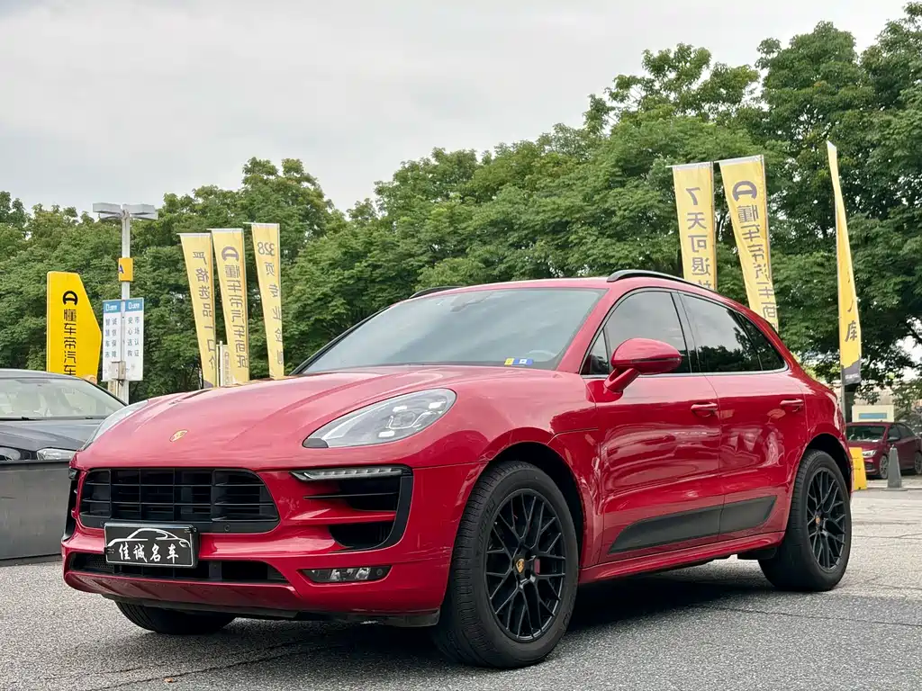 Porsche Macan 2017 — фото 1