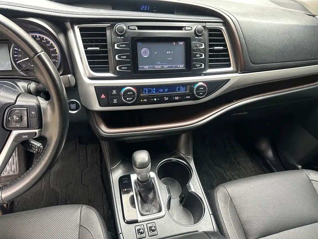 Toyota Highlander 2017 — фото 17