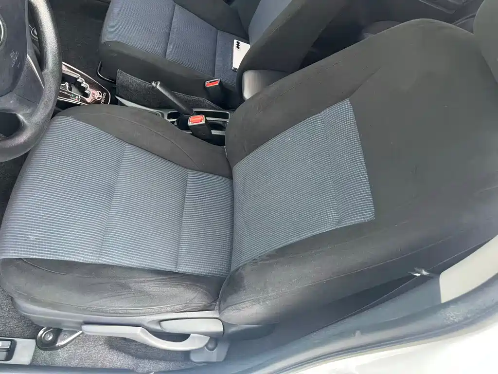 Toyota Yaris L 2019 — фото 19