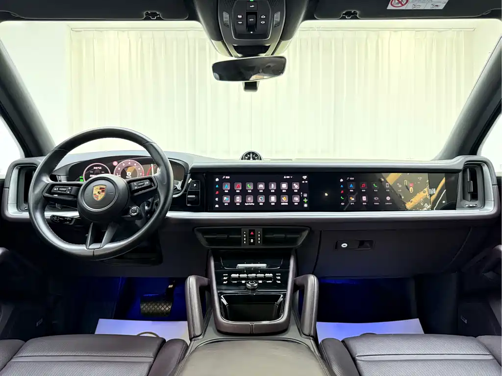 Porsche Cayenne 2023 — фото 7