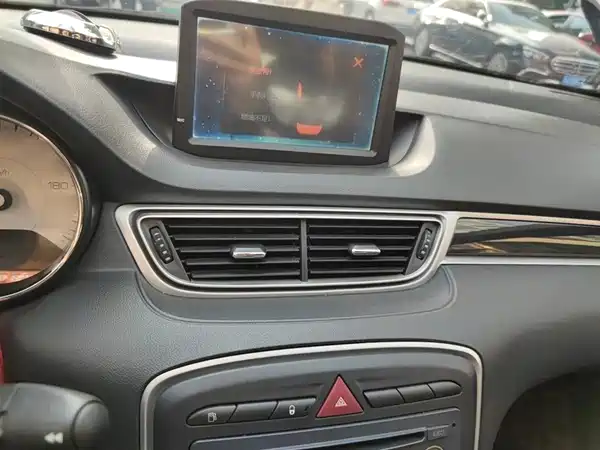 Peugeot 308 2014