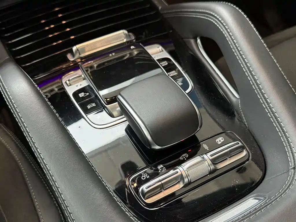 Mercedes-Benz GLE AMG 2022 — фото 19