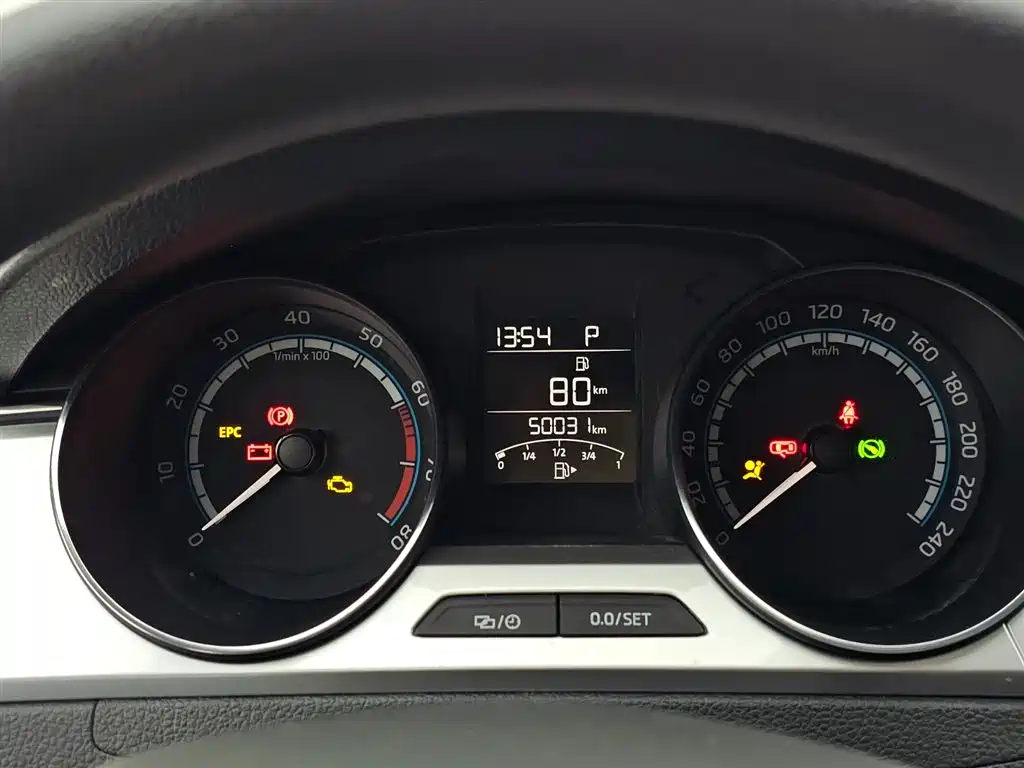 Skoda Rapid 2022 — фото 13
