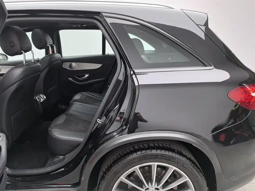 Mercedes-Benz GLC AMG 2017 — фото 15