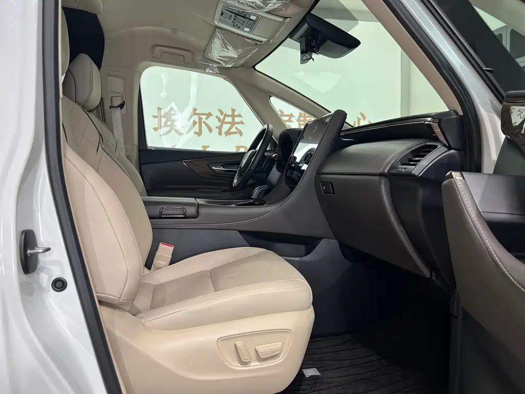 Toyota Vellfire 2025 — фото 9