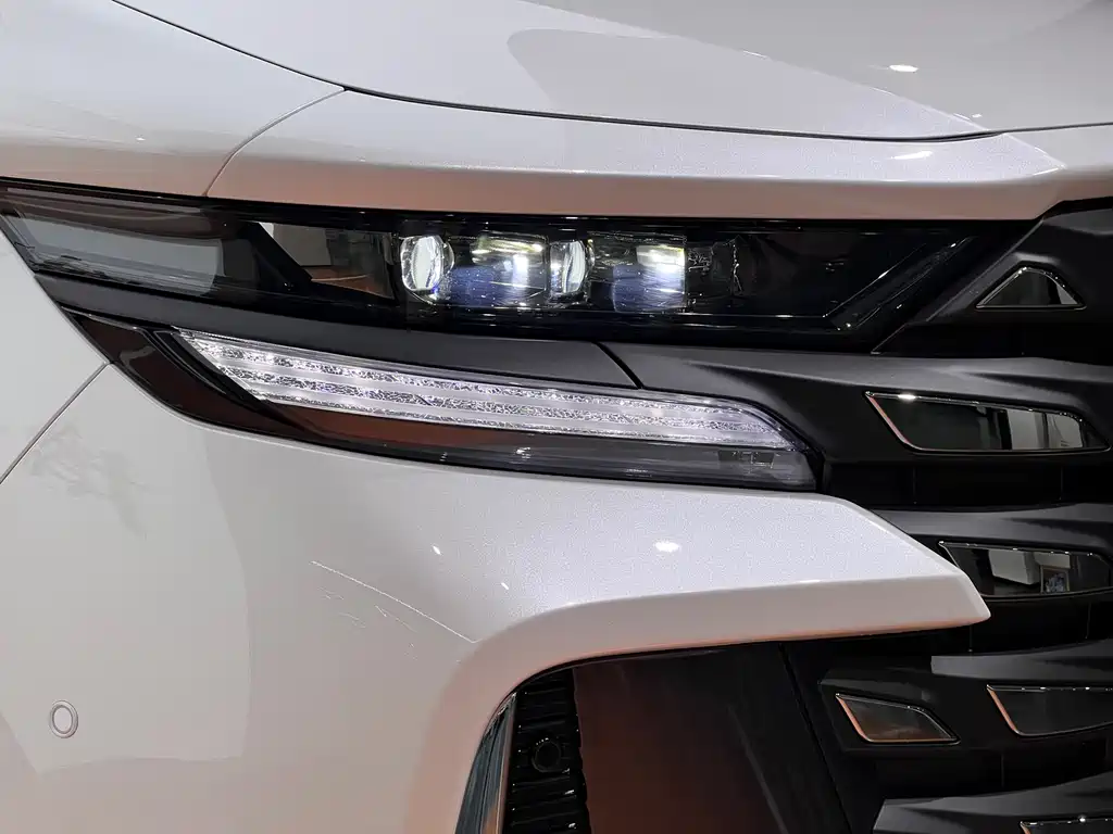 Toyota Vellfire 2025 — фото 5
