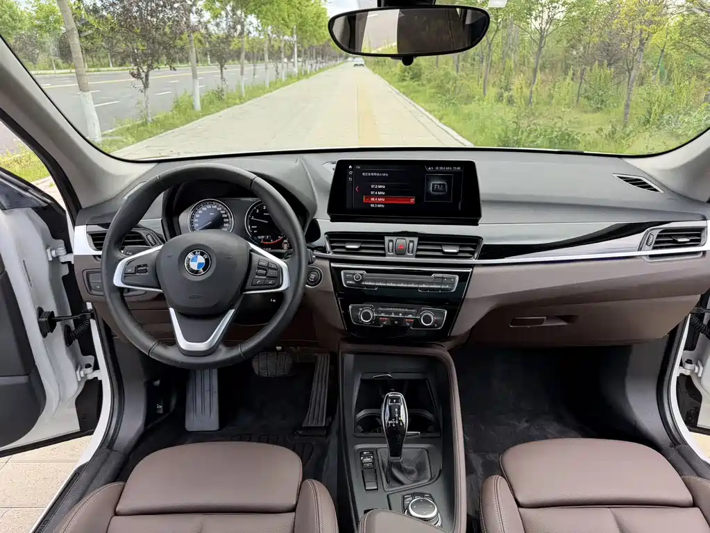 BMW X1 2022 — фото 20