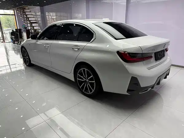 BMW 3 Series 2023