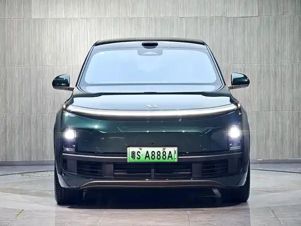 Li Auto L9 2025