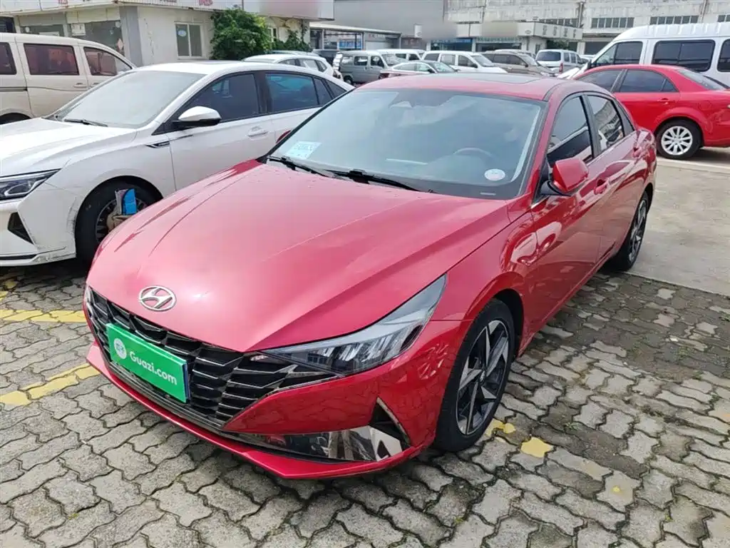 Hyundai Elantra 2022 — фото 2